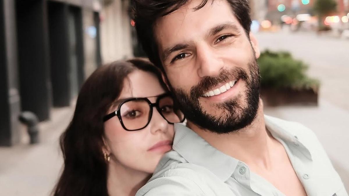 Serkan ayolu ve zge Grel sosyal medyay sallad! Mutlu evlilikte 3 yl geride braktlar...