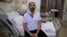 Boynundaki arapnelden 9 yl sonra kurtuldu: 15 Temmuz gecesi ambulanslarmz hedef oldu