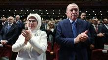 Emine Erdoan'dan ''En Uzun Gece'' destannn ilk temsiline ilikin mesaj: Yreklerimize naketti