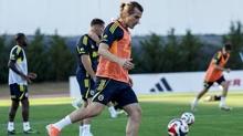 Fenerbahe almalarna Portekiz'de devam ediyor