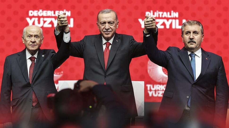 TBMM'de srpriz grme! Bakan Erdoan, Baheli ve Destici'yi kabul etti