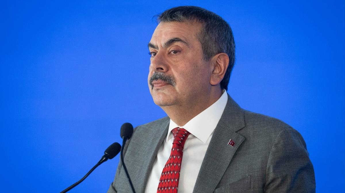 LGS'de zirve mam Hatiplerde... Bakan Tekin'den maniplasyonlara net cevap
