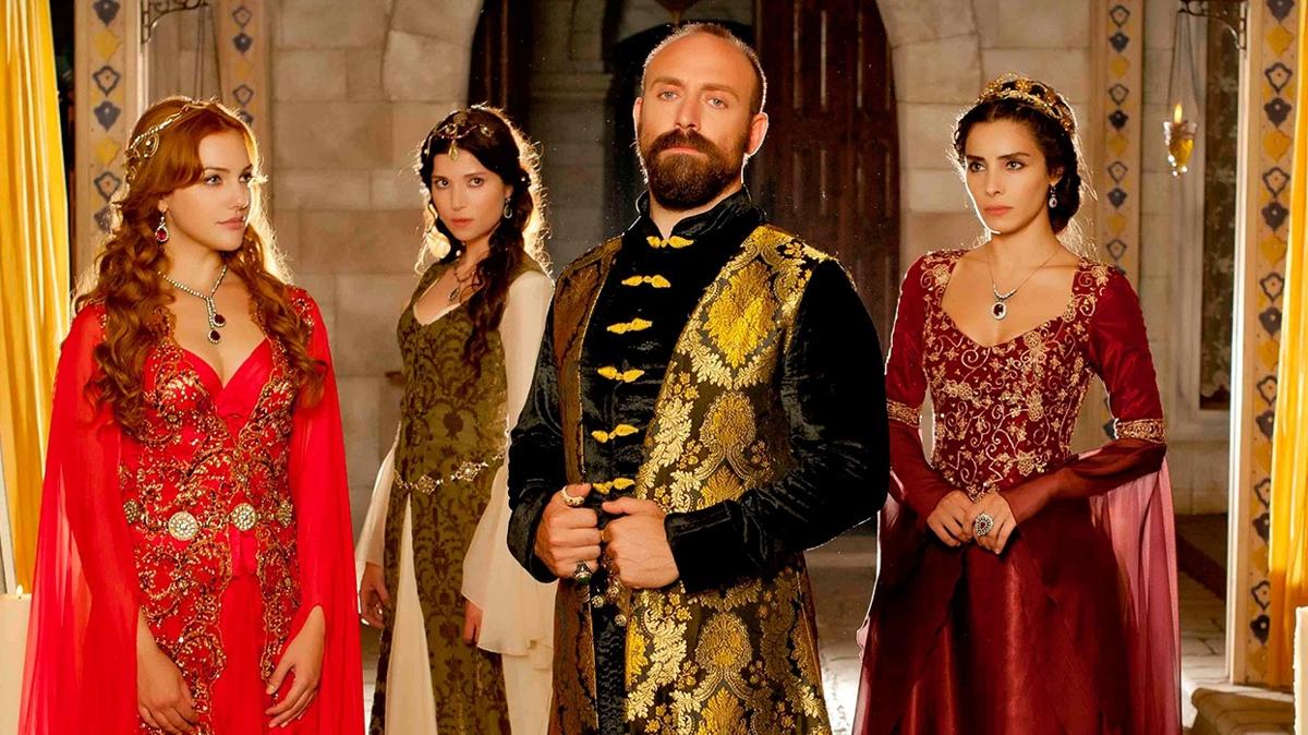 Meryem Uzerli'yle zdeleti! Meer Muhteem Yzyl'da Hrrem iin dnlen ilk isim, baka biriymi