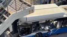 Ankara'da korkutan kaza! EGO otobs stgeide dald
