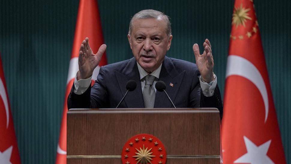 Bakan Erdoan'dan muhalefetin LGS algsna sert tepki: Dedikodu ile siyaset yaplmaz
