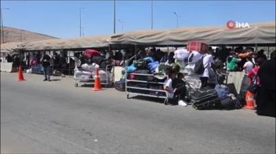 Suriyeliler evlerine dnyor: Burada yaamamza izin verdikleri iin Trk milletine ok teekkr ederim
