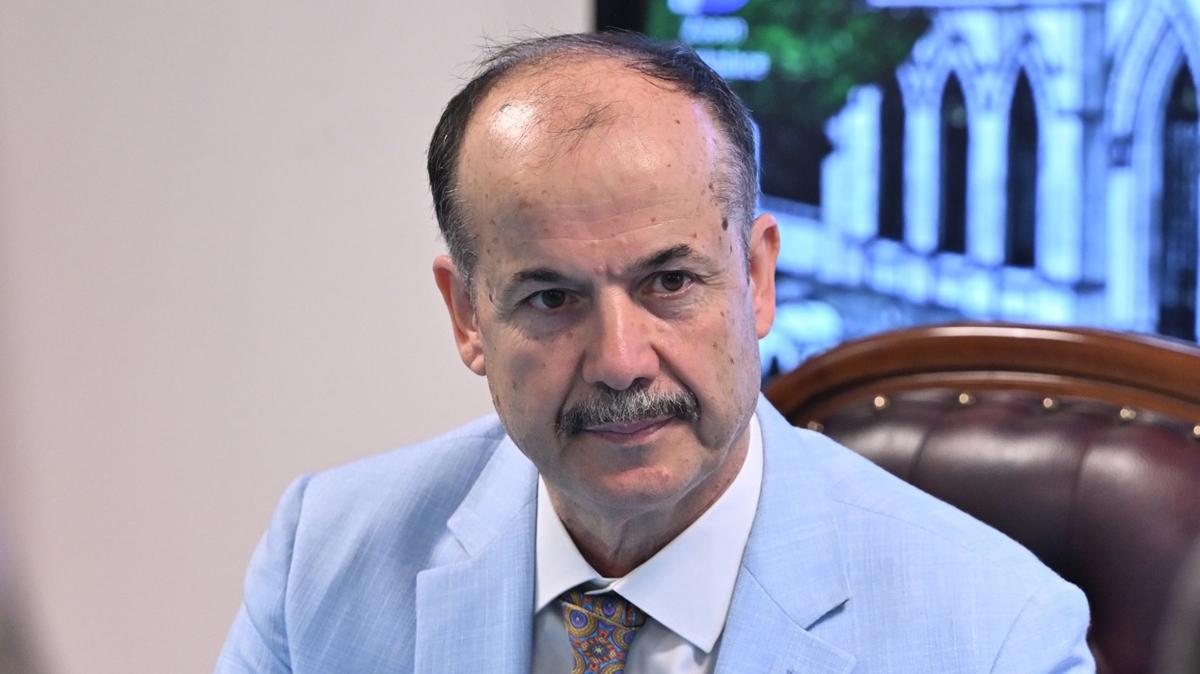 Eski Yunus Emre Enstits Bakan eref Ate tutukland