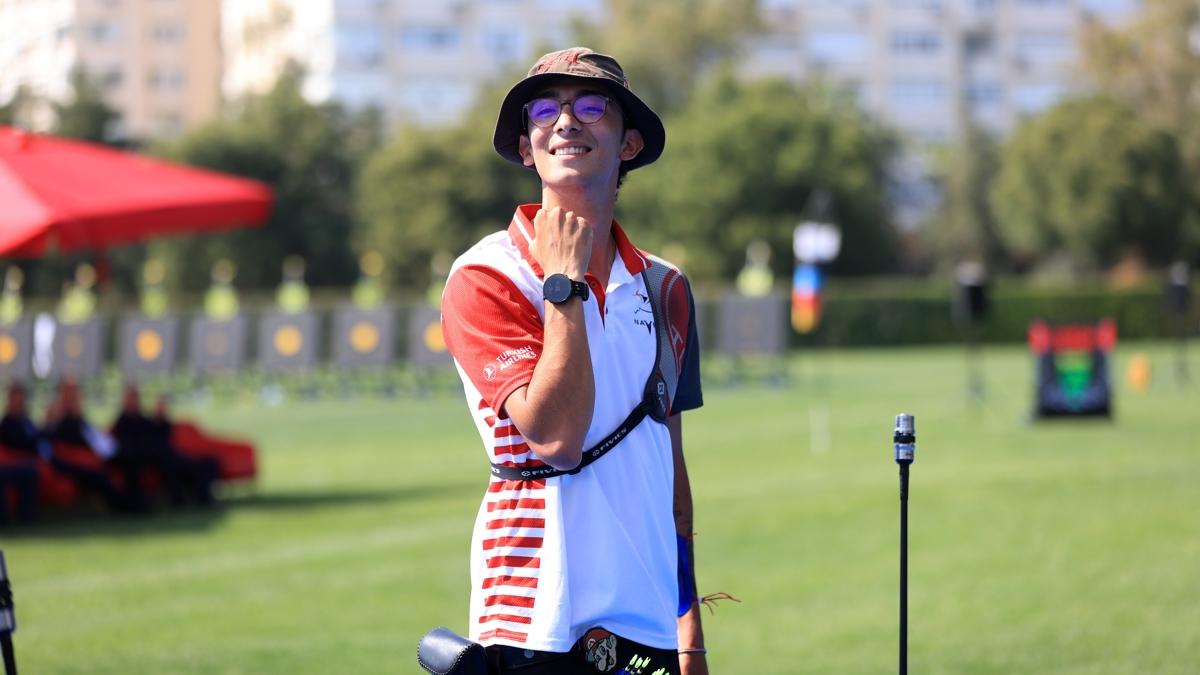 Mete Gazoz 12'den vurdu! Olimpiyat ampiyonundan romantik pozlar