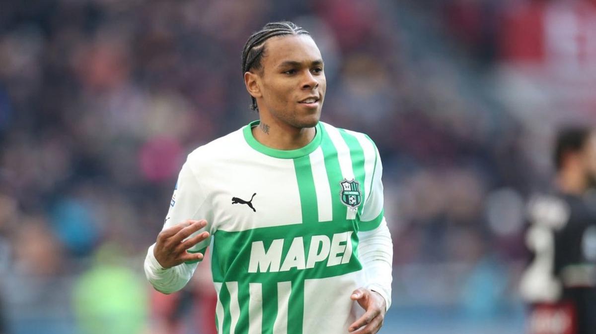 Sunderland, Armand Lauriente transferini bitiriyor