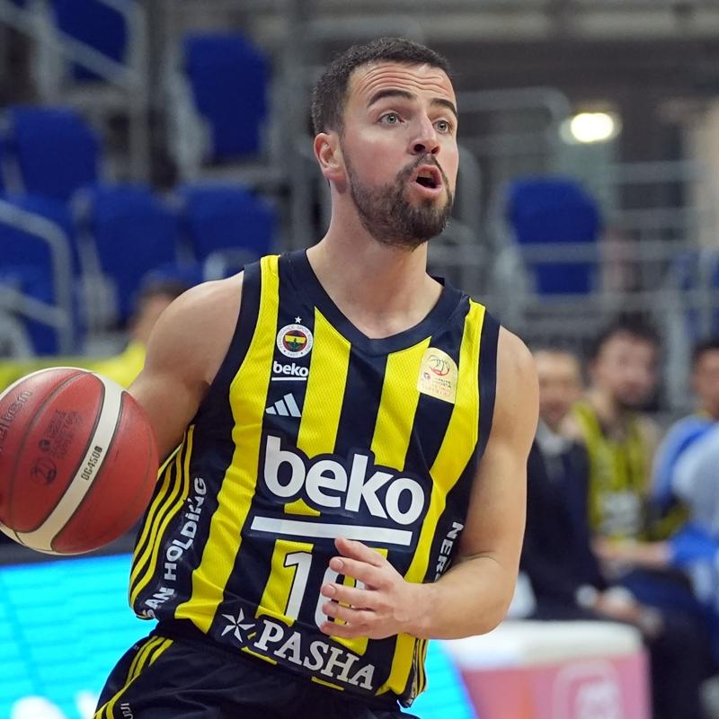 Fenerbahe Beko'da Melih Mahmutolu ile nikah tazelendi