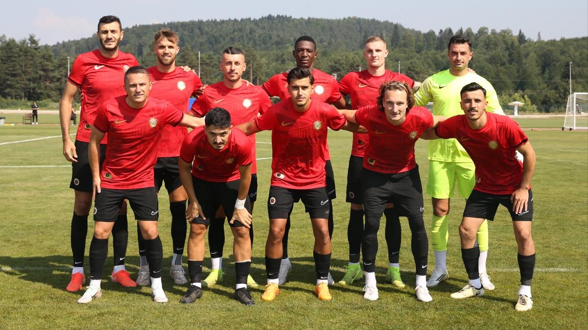 Genlerbirlii'nde yeni sezon mesaisi devam ediyor