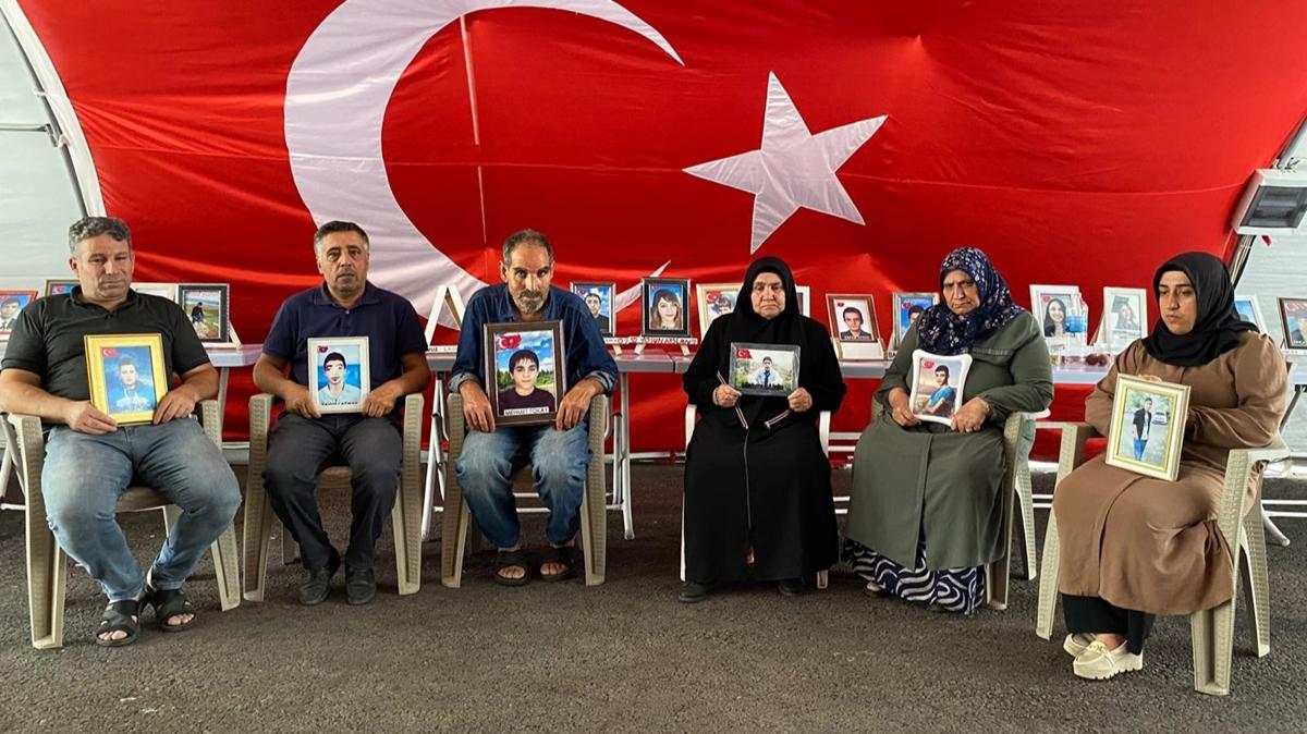 40 dereceyi aan scak hava yldrmad! Diyarbakr anneleri evlat nbetinde
