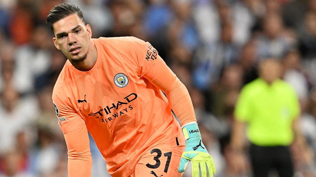 Manchester City'den Ederson karar!