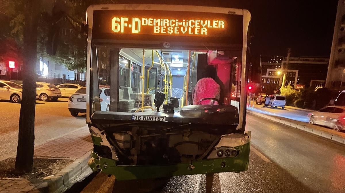 Bursa'da otobs ile otomobil arpt: 7 yaral