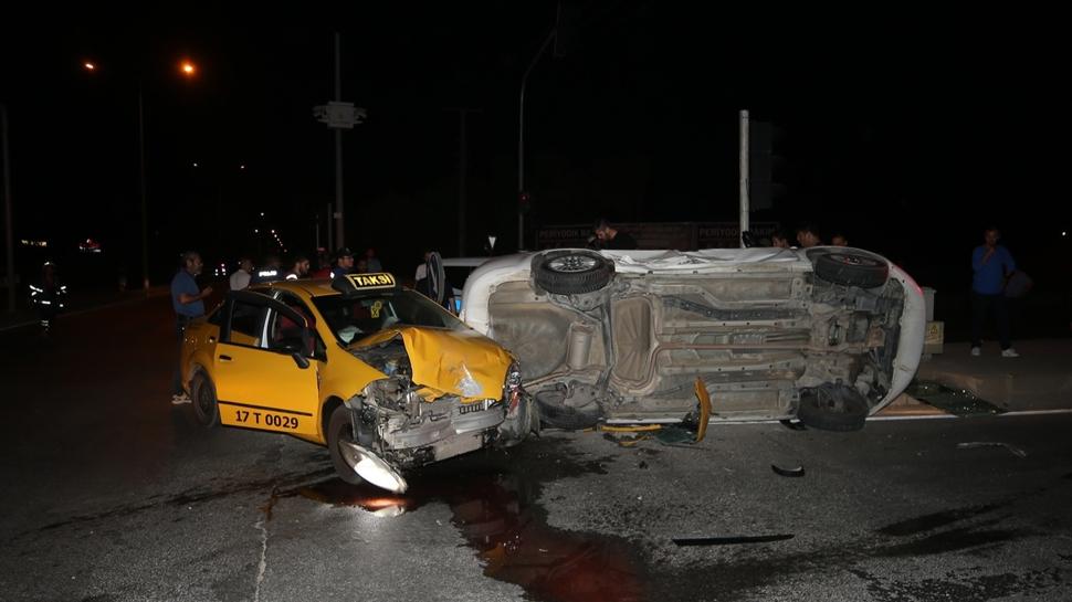 Taksi ile otomobil arpt: 8 kii yaraland