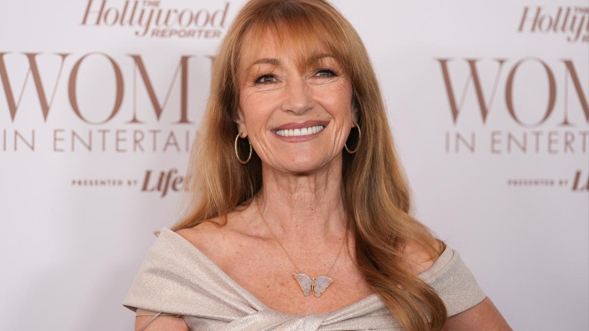 74 yandaki Jane Seymour yllara meydan okuyan srrn paylat! Meer bu ekilde fit kalyormu...