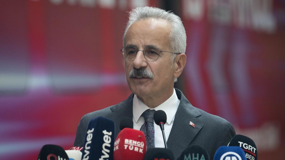 Bakan Uralolu, Trkiye Sakatlar Konfederasyonu Bakan elebi ve beraberindeki heyetle grt