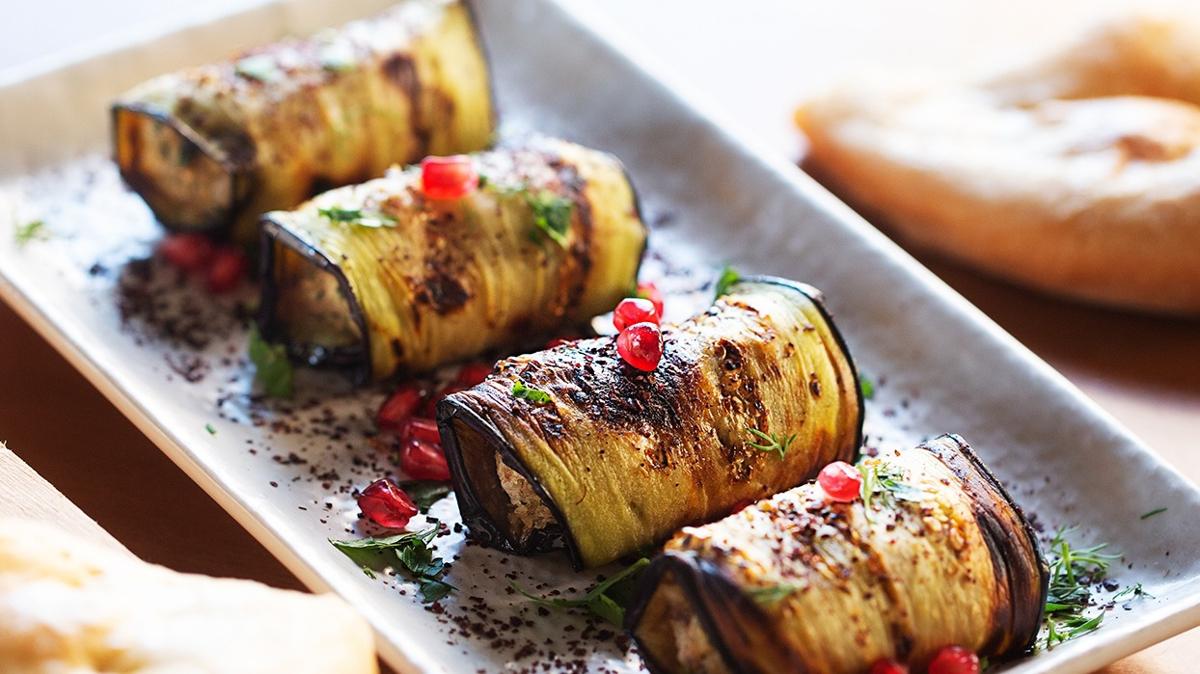 En kolay kymal yemek: Patlcan kebab tarifinin pf noktas tuzlu su