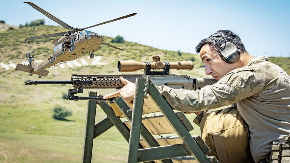 Trk snIper'lara komando eitimi