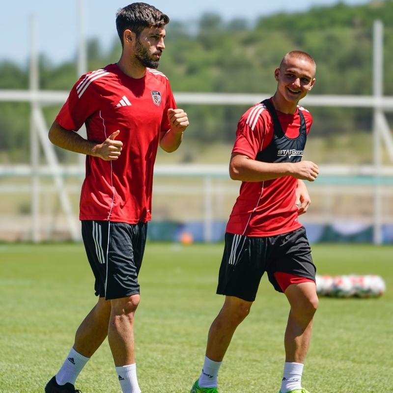 Gaziantep FK'da yeni sezon mesaisi Kayseri'de devam ediyor