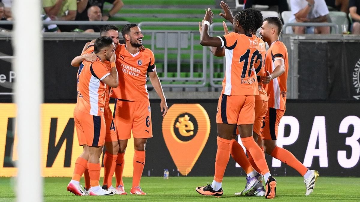 baakehir futbol konferans ligi fotoraflar resimleri