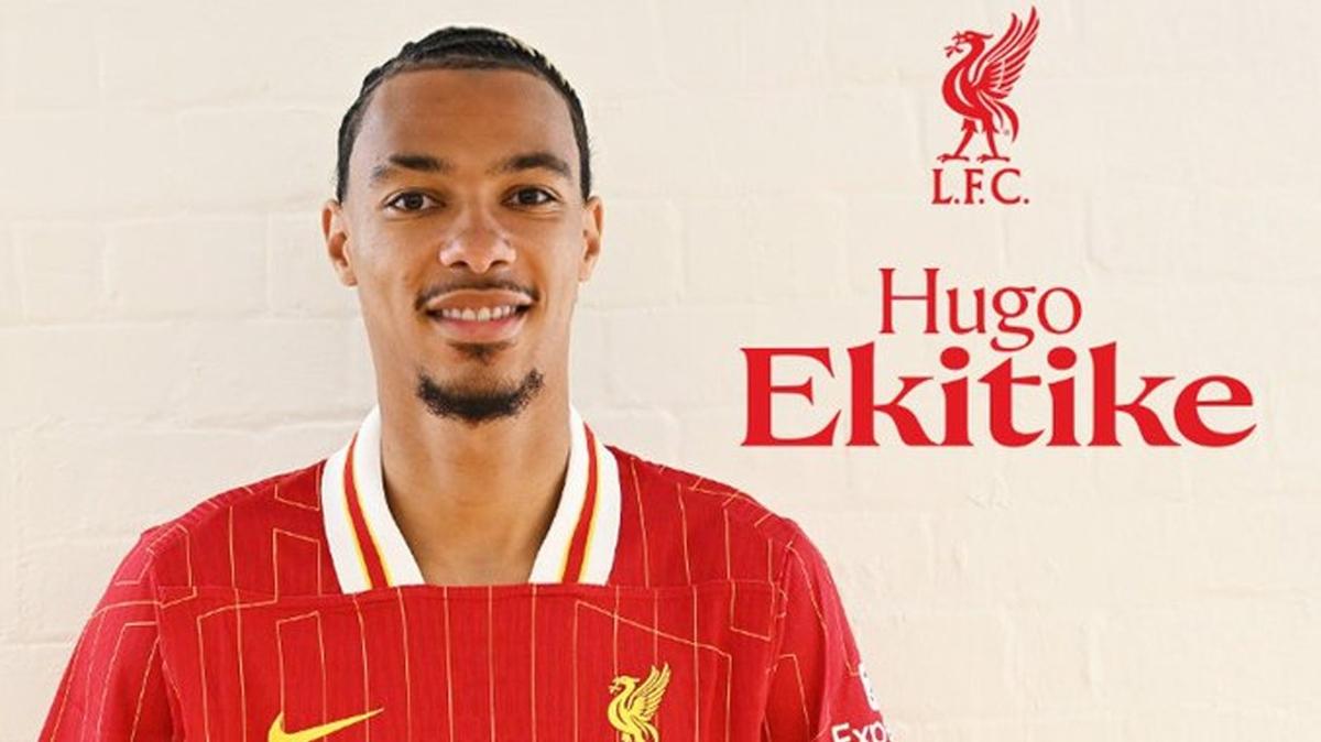 Liverpool Eintracht Frankfurt Hugo Ekitike fotoraflar resimleri