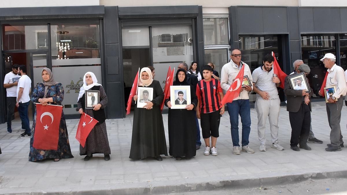 Vanda ocuklar daa karlan aileler DEM Parti l Bakanl fotoraflar resimleri