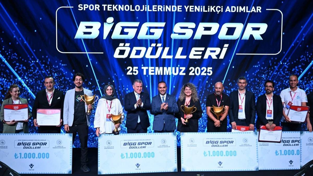 Sanayi ve Teknoloji Bakanl Mehmet Fatih Kacr BGG Spor dlleri fotoraflar resimleri
