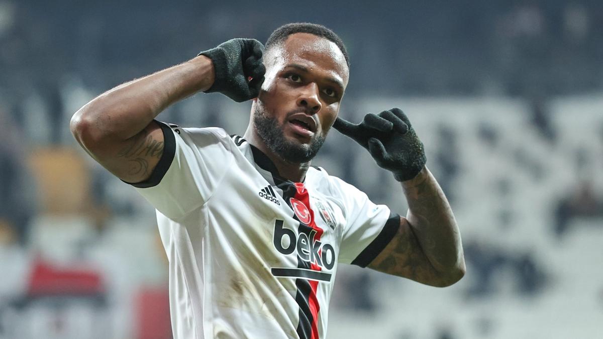 Cyle Larin  Beikta transfer fotoraflar resimleri