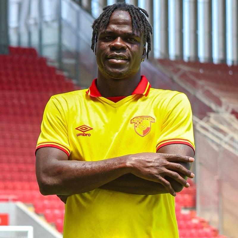 G�ztepe, Junior Olaitan'� kadrosuna katt�