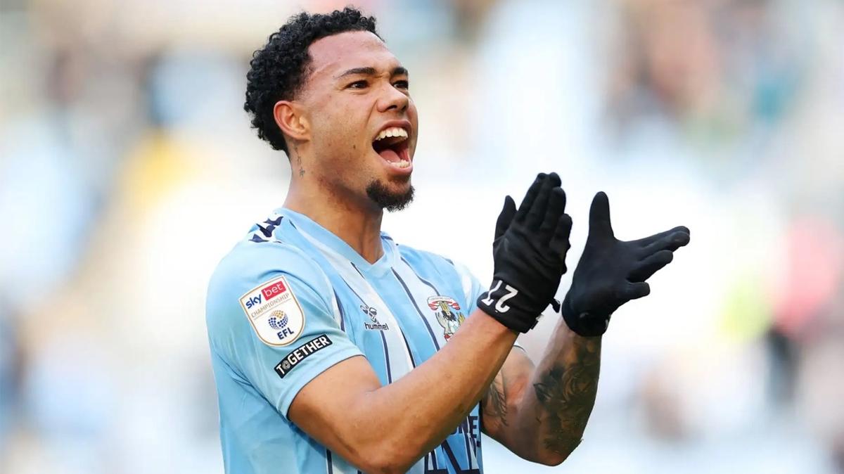Coventry City Milan van Ewijk transfer beikta fotoraflar resimleri
