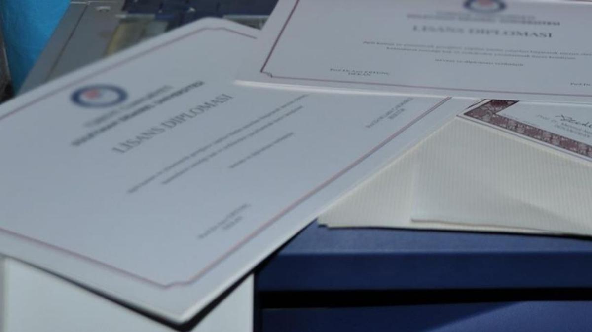 sahte diploma dolandrclar mhlet tanma fotoraflar resimleri