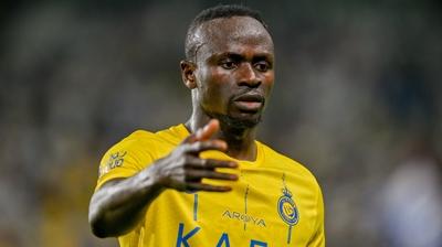 Ve Sadio Mane'yi resmen duyurdular! Ezeli rakipten yln transferi