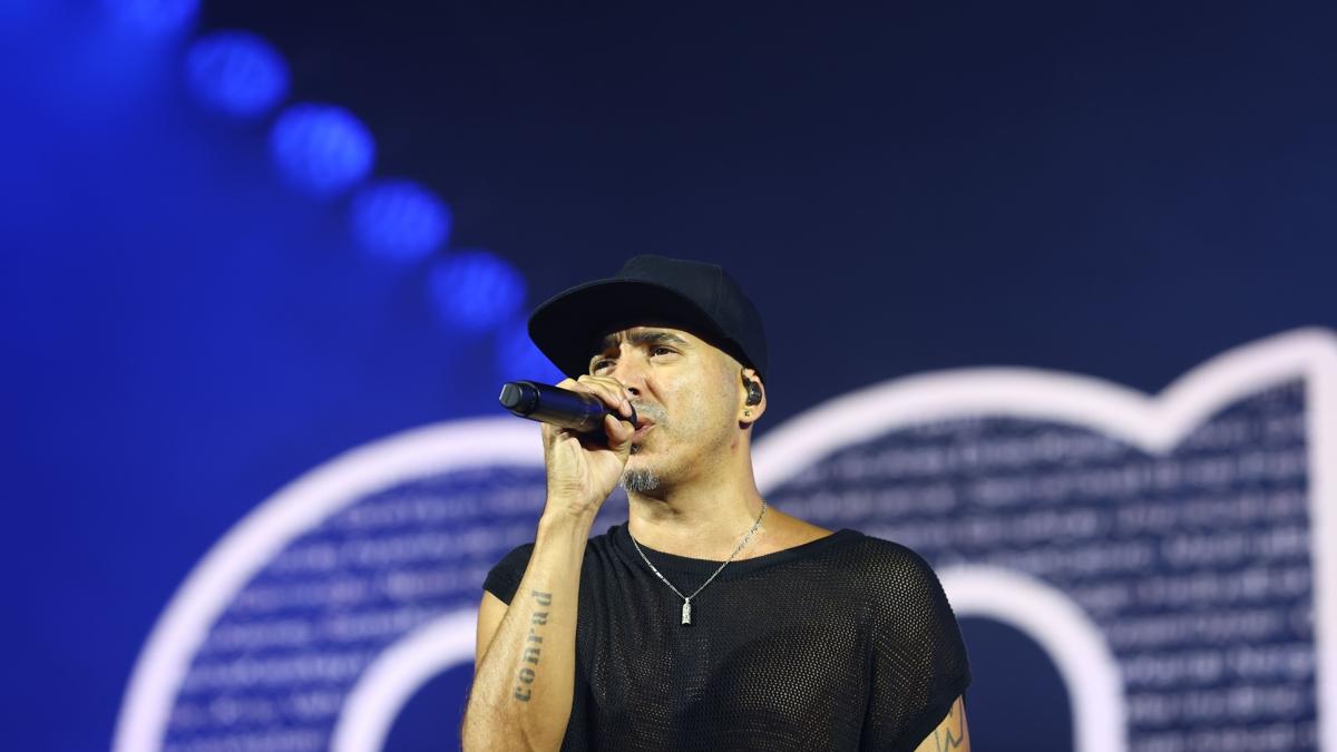 manga konser ferman akgl e ferman akgl olu ferman akgl magazin fotoraflar resimleri