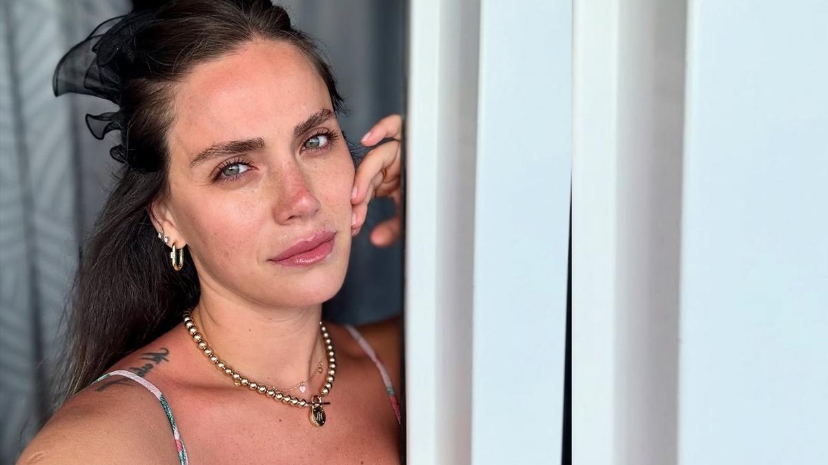 ceyda ate  bura toplusoy magazin haberleri fotoraflar resimleri