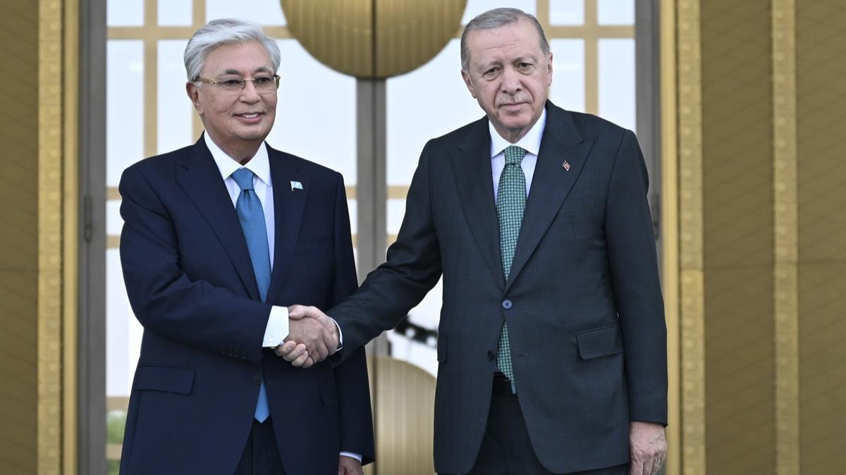 Erdoan Tokayev resmi karlama fotoraflar resimleri