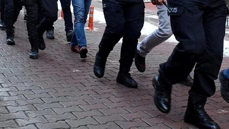 Ankara'da FET'nn finans ayana operasyon: 6 gzalt karar