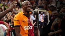 Victor Osimhen yola kt! Galatasaray'a kavuuyor