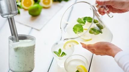 Limonatann iine 1 tane atan yaad! Vcudu toksinlerden arndryor, enerji veriyor