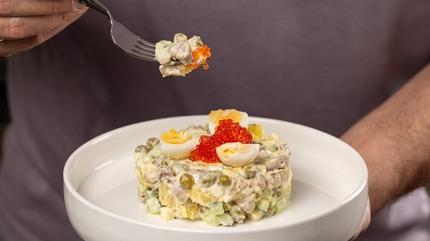 Ruslarn protein deposu tarifi: Olivier salatas