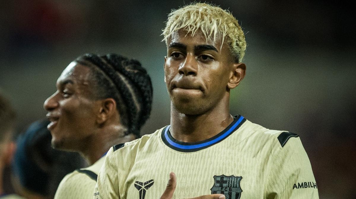 lamine yamal barcelona transfer fotoraflar resimleri