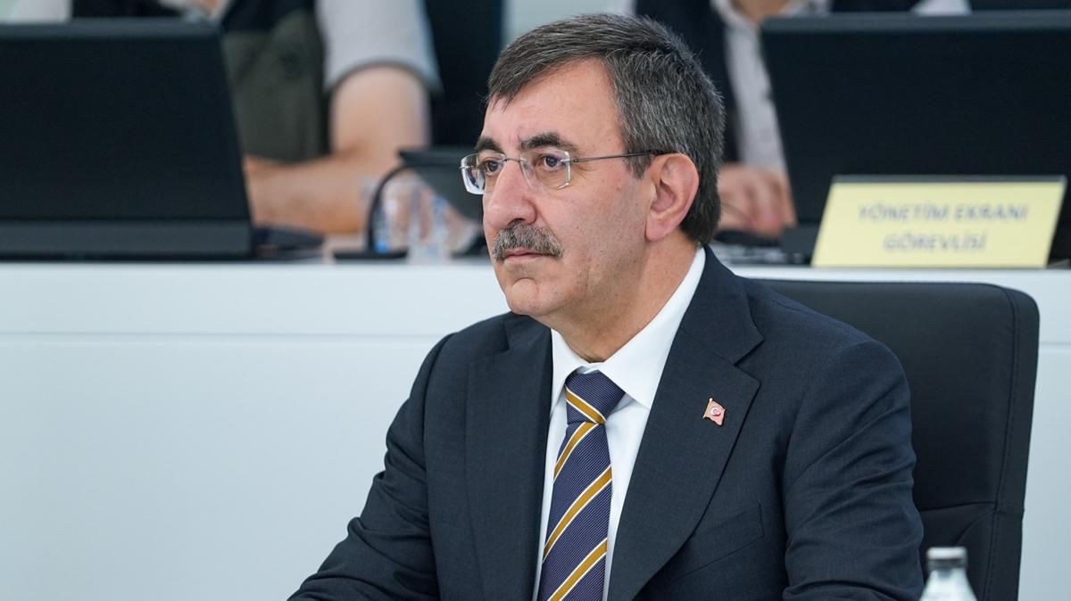 Cumhurbakan Yardmcs Cevdet Ylmaz Cumhurbakan Yardmcs Ylmaz Cevdet Ylmaz Orman Yangnlaryla Mcadele Toplants fotoraflar resimleri