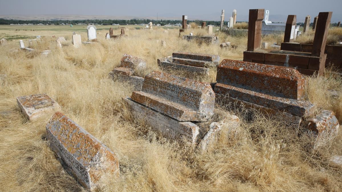 van erci Murat Karalolu mezarlk turizm fotoraflar resimleri