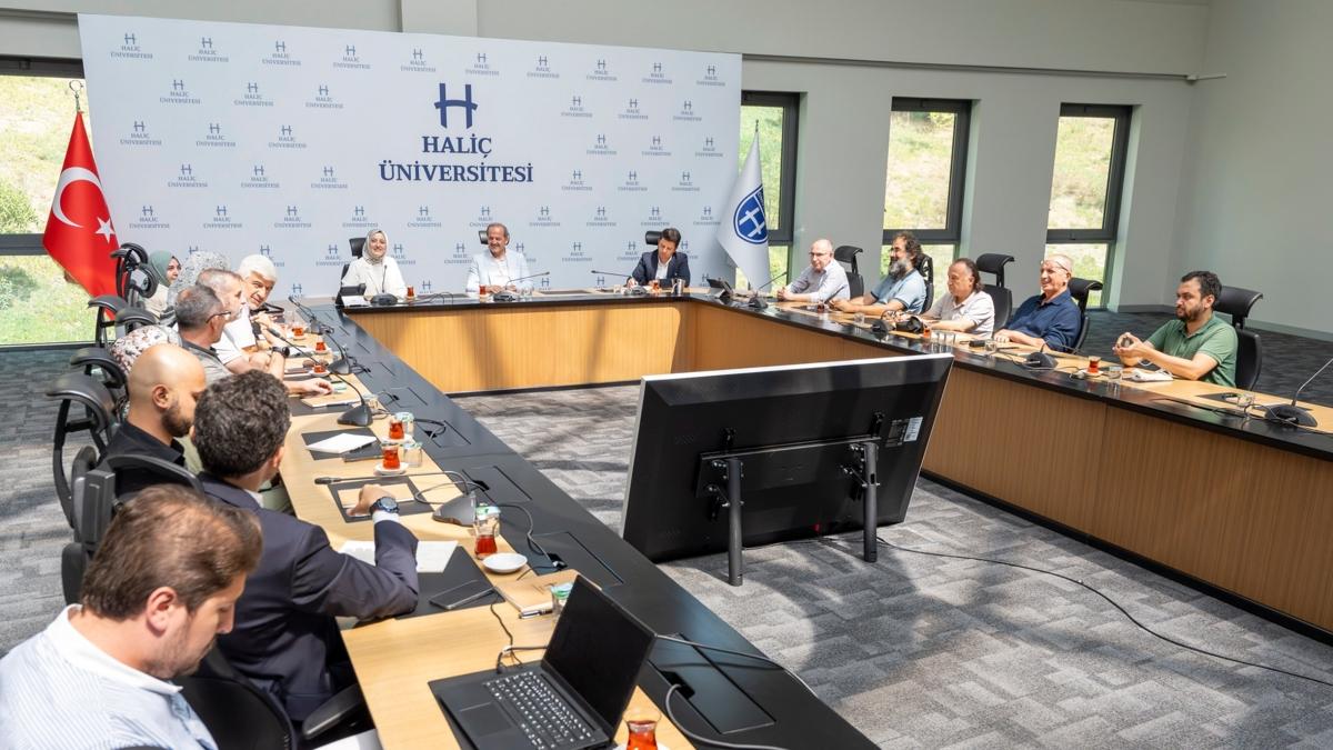Eypsultan mam Hatip okullar Hali niversitesi tantm toplant fotoraflar resimleri