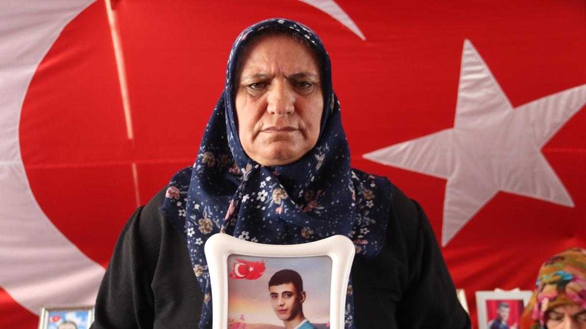 Diyarbakr anneleri evlat nbeti scak havada fotoraflar resimleri
