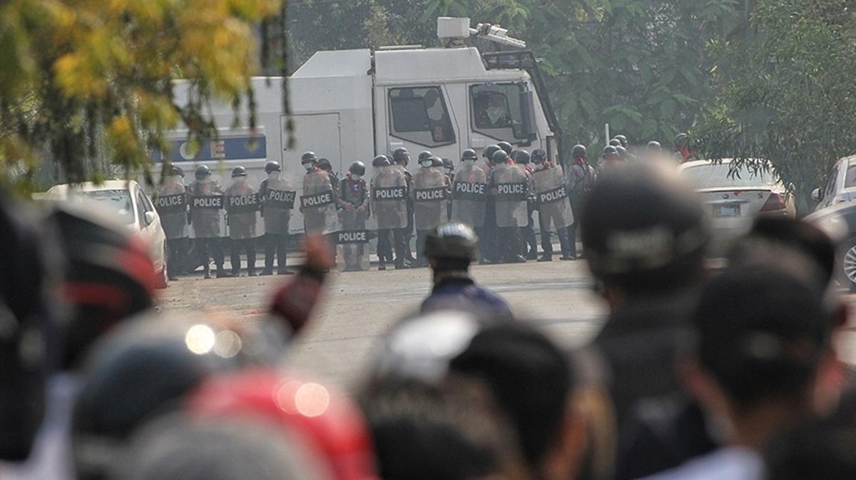 Myanmar askeri ynetim OHAL sona erdi fotoraflar resimleri