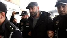 Eski koruma mdrne maa kya... CHP'li belediye kirasn bile demi