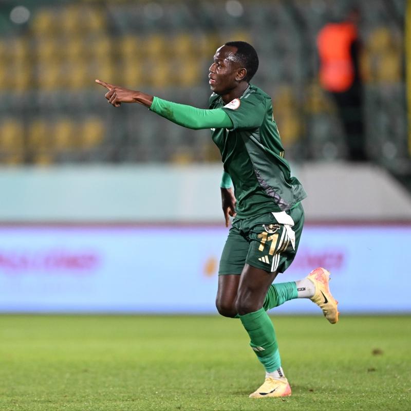 �aykur Rizespor, Mame Mor Faye'yi Esenler Erokspor'a kiral�k olarak yollad�