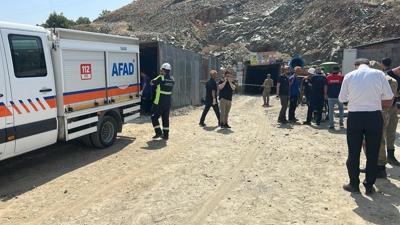 Elaz'dan ac haber: Gk altnda kalan iinin cansz bedenine ulald