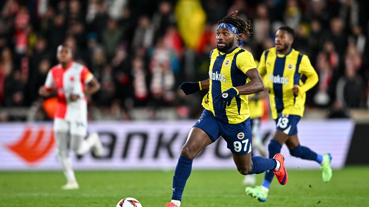 Allan Saint-Maximin  Club America  transfer fotoraflar resimleri
